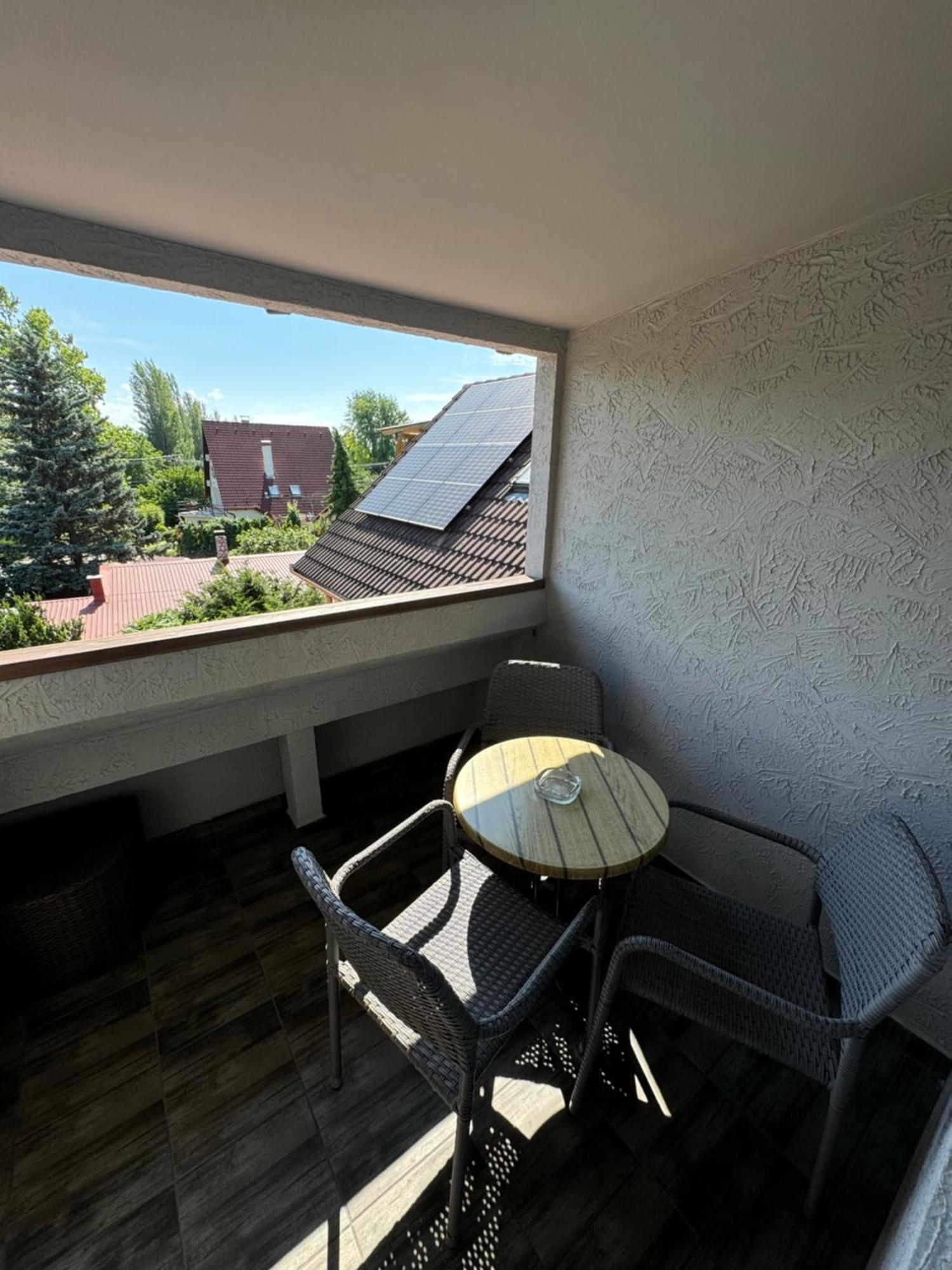 Rózsa Apartman Alsóörs Quarto foto